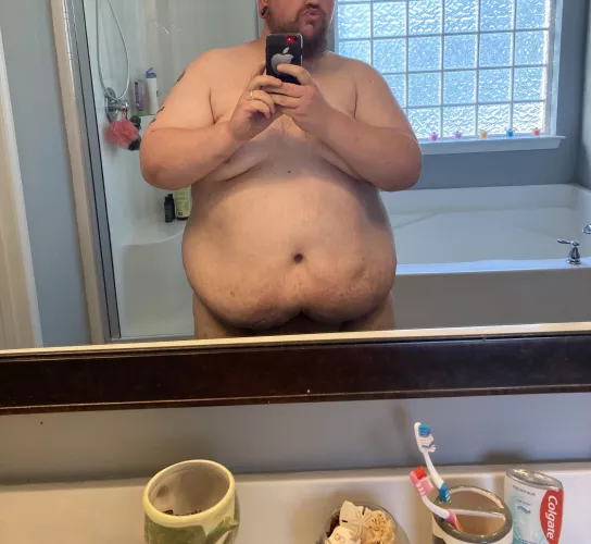 Any gorgeous BBW’s out there that like to smoke weed and get their feet rubbed? Let’s talk 😘 SC: lunkers69