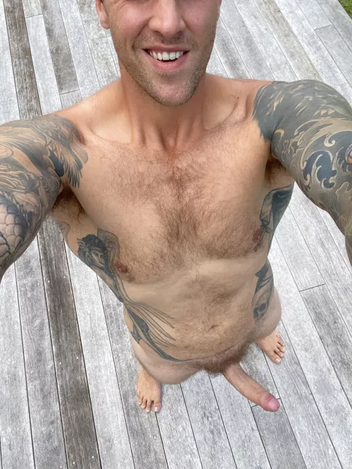 Any ladies wanna ride a 6’5” tall kiwi with an uncut 8” dick?