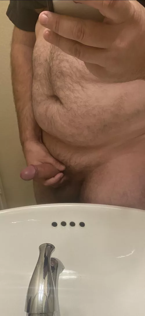 Any love for uncut smaller guys