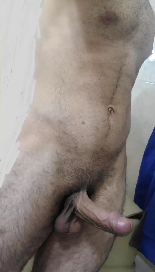 Any nyc sluts wanna use my cock?