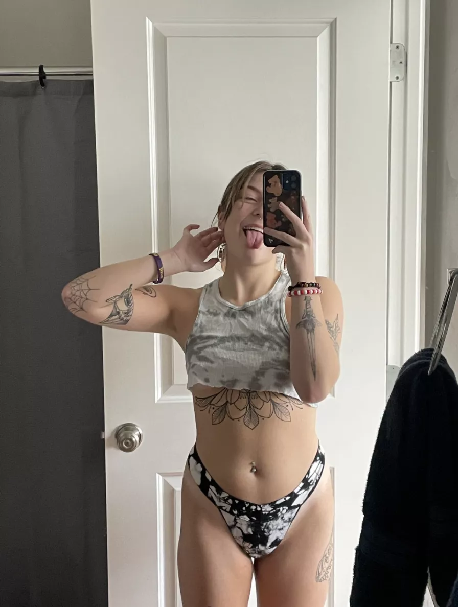 Any older man volunteering to breed me? 😉