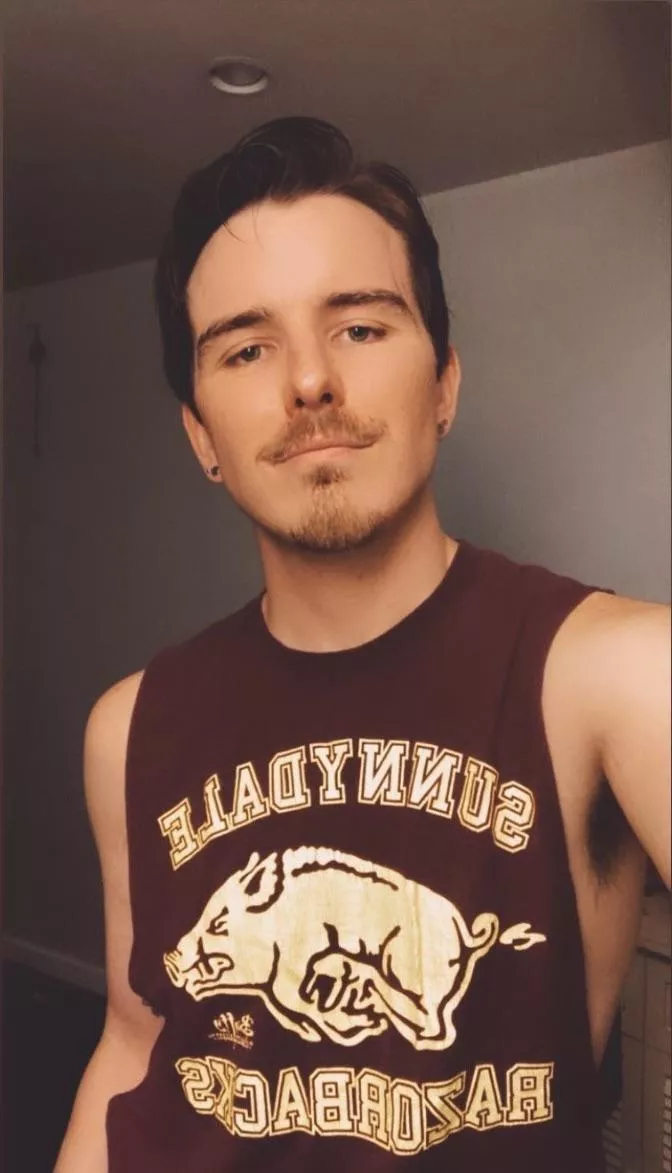 Any other Razorbacks out there? Any other Razorbacks out there?