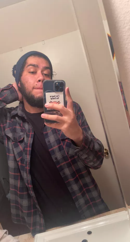 Any single guys wanna play mario kart or super smash on switch? I al got a pc βΊοΈ
