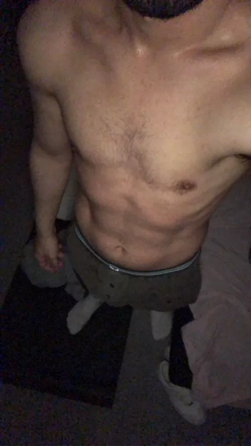 Any subs or sissies wanna get railed?