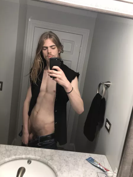 Any yโall wanna metalhead boi