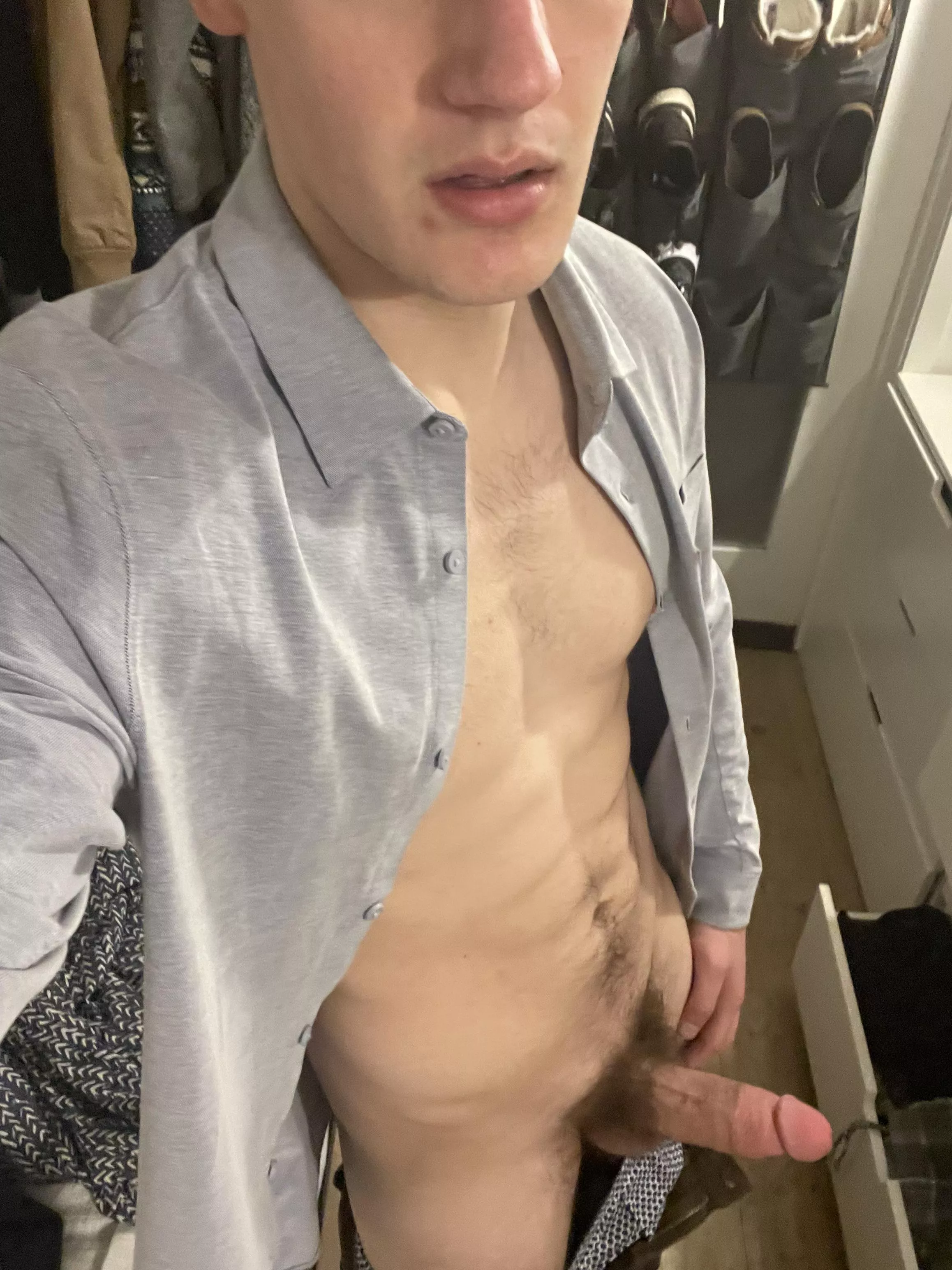 Anybody in NYC wanna have fun tn?