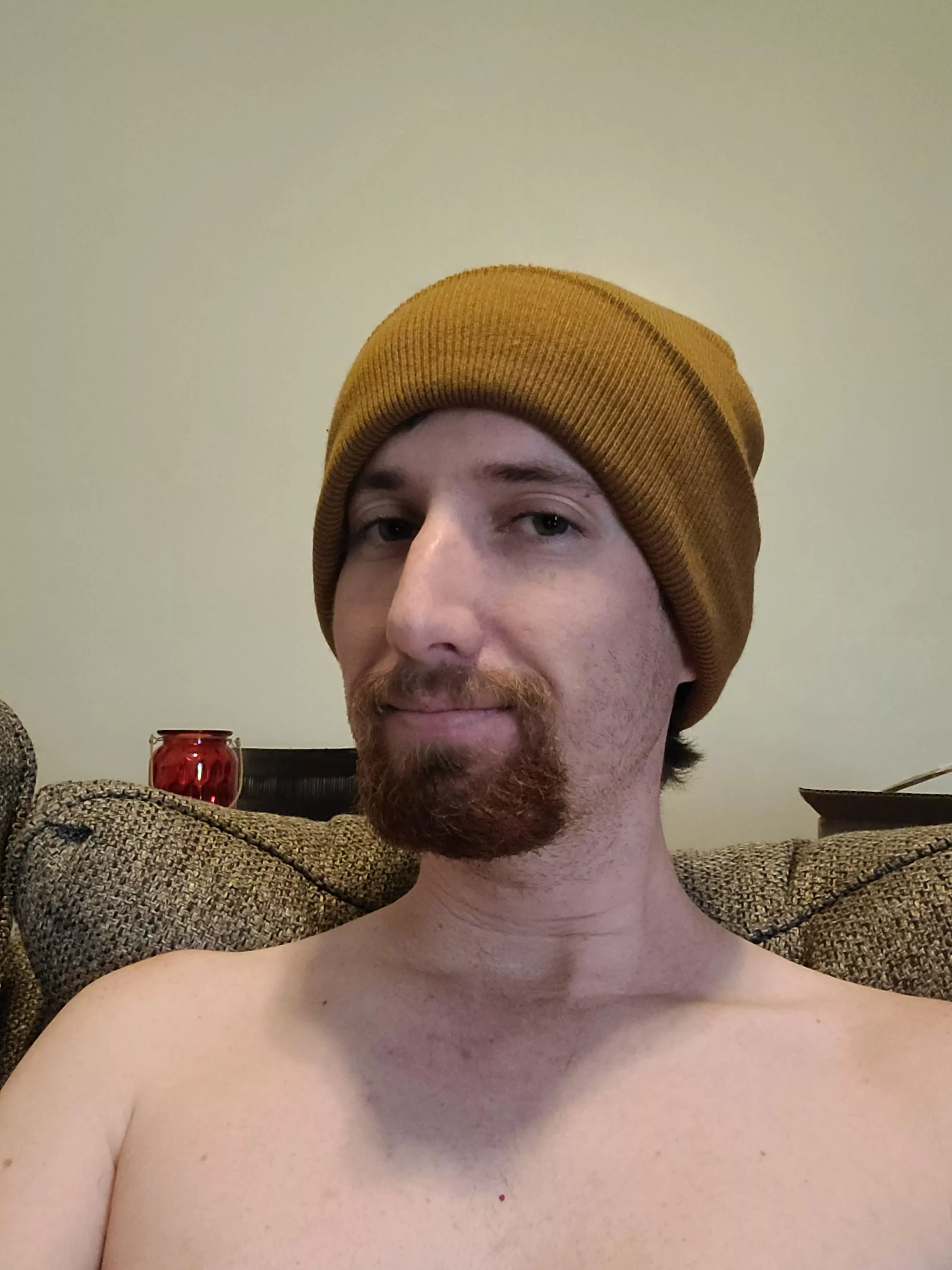 Anybody wanna play PS4 or Switch games with me tonight for the new year? Got a surprise if you do 😏