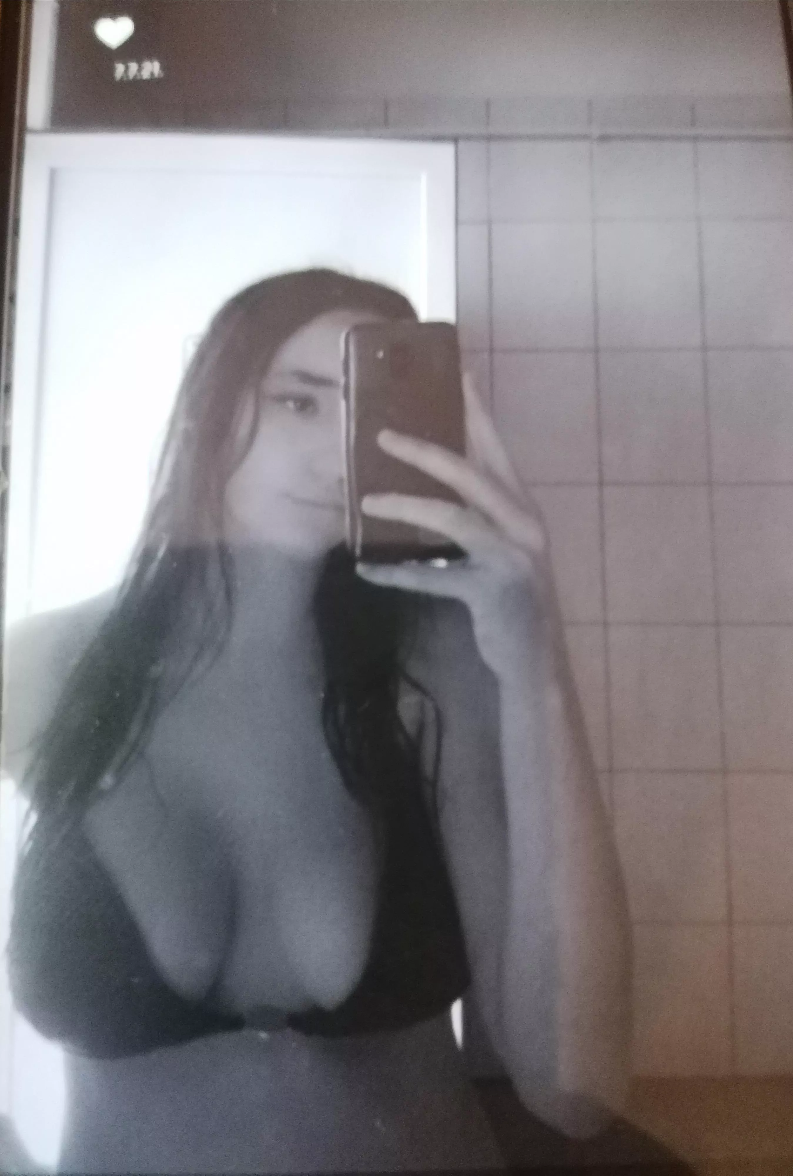 Anybody wanna see me naked😈