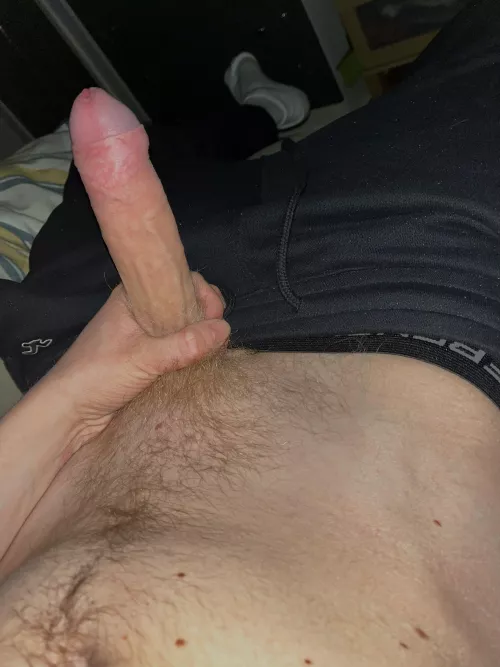 Anyone around? DM’s welcome x