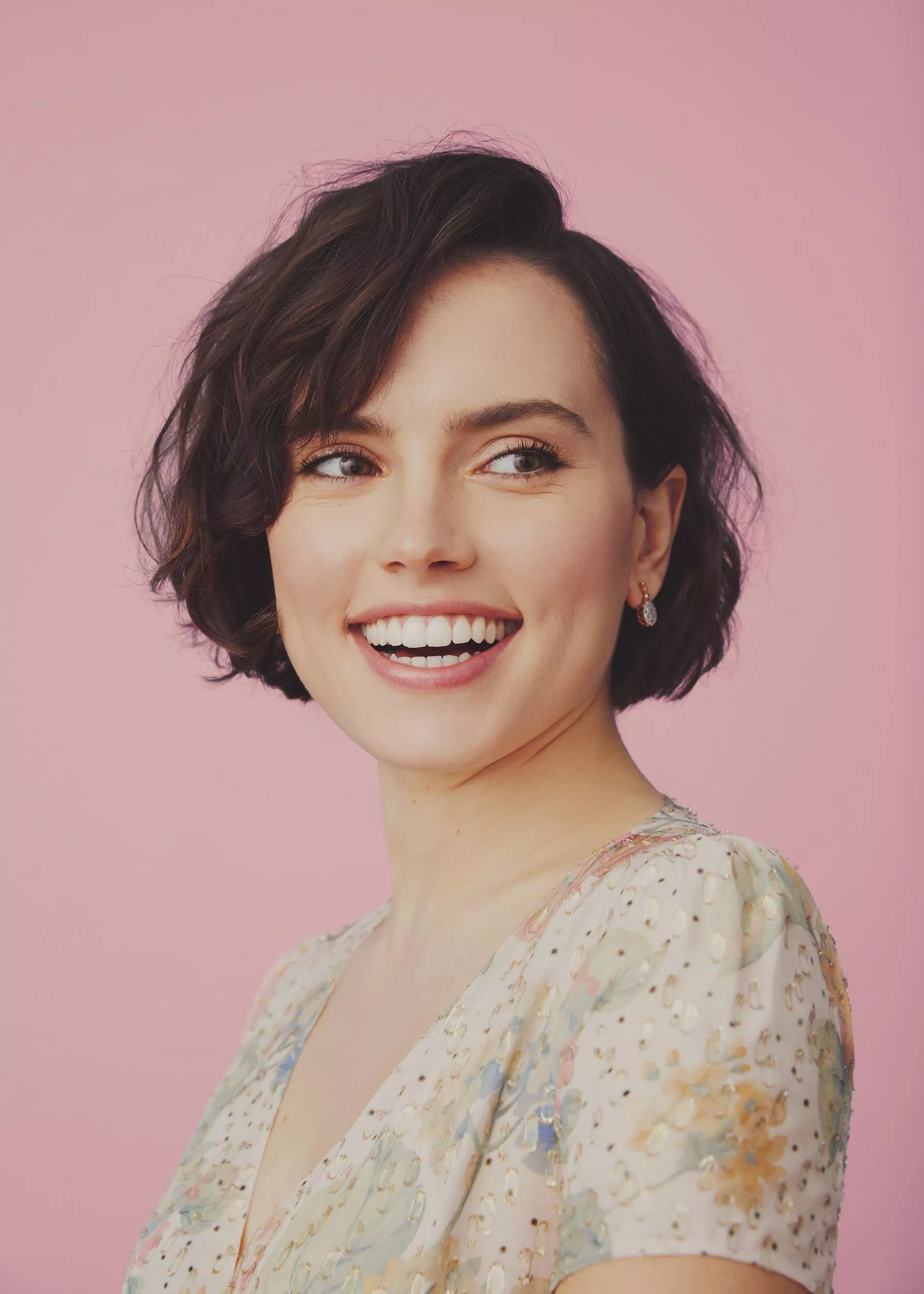 Anyone else have a real weakness for cute/hot girls like Daisy Ridley Anyone else have a real weakness for cute/hot girls like Daisy Ridley