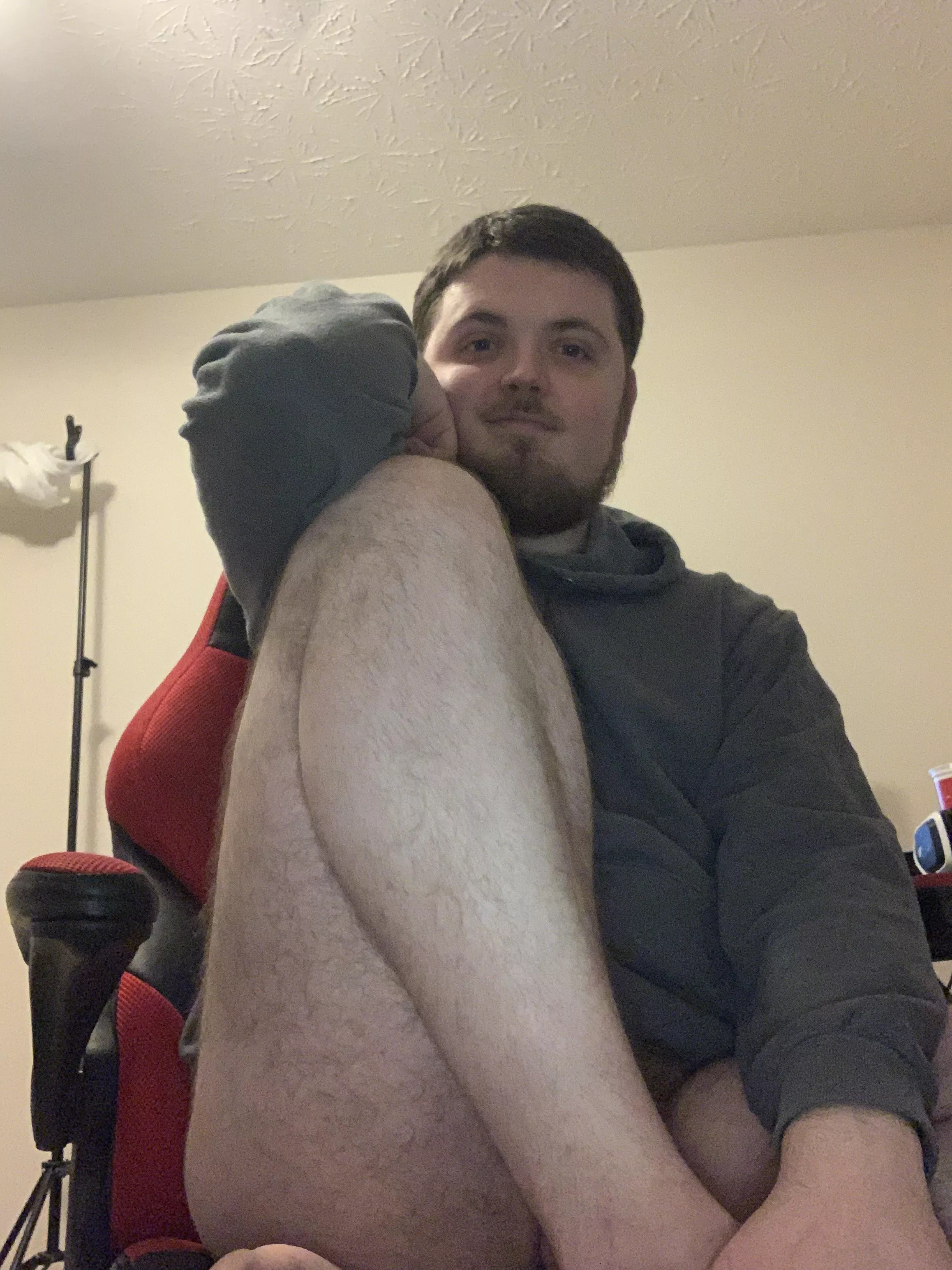 Anyone else play games naked sometimes? 😁 it’s more comfy