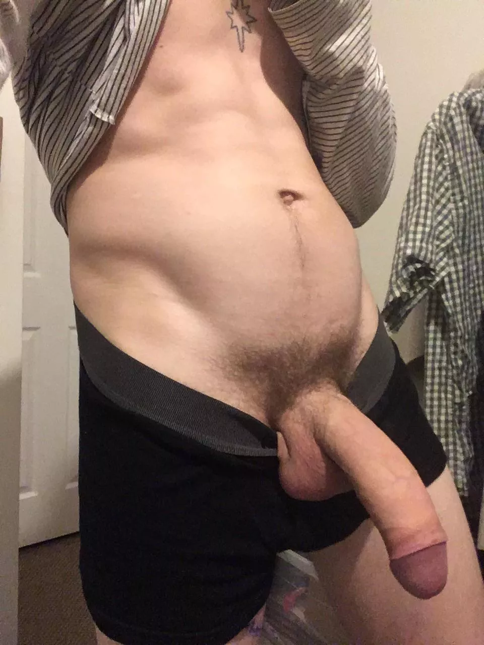 Anyone fancy being late for work? 👀