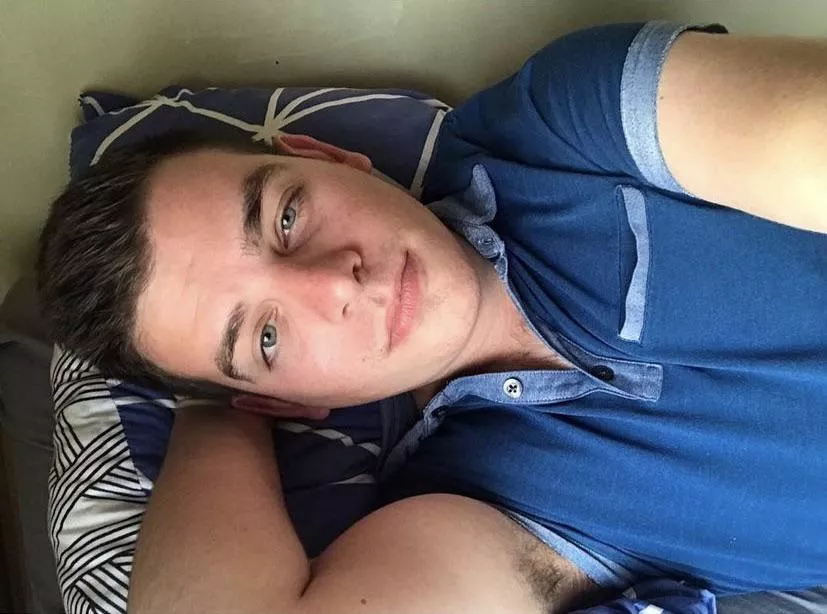 Anyone gaming tonight? 🎮😏