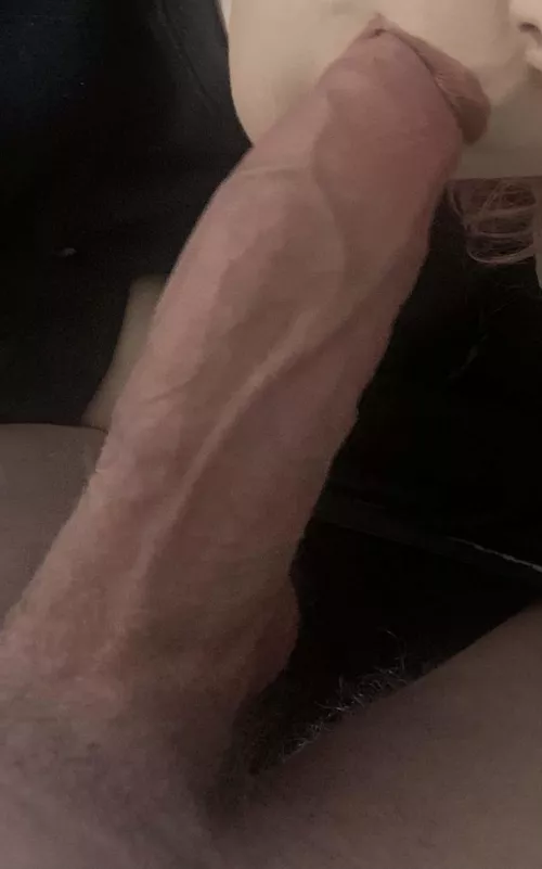 Anyone jealous their lips aren’t around this?