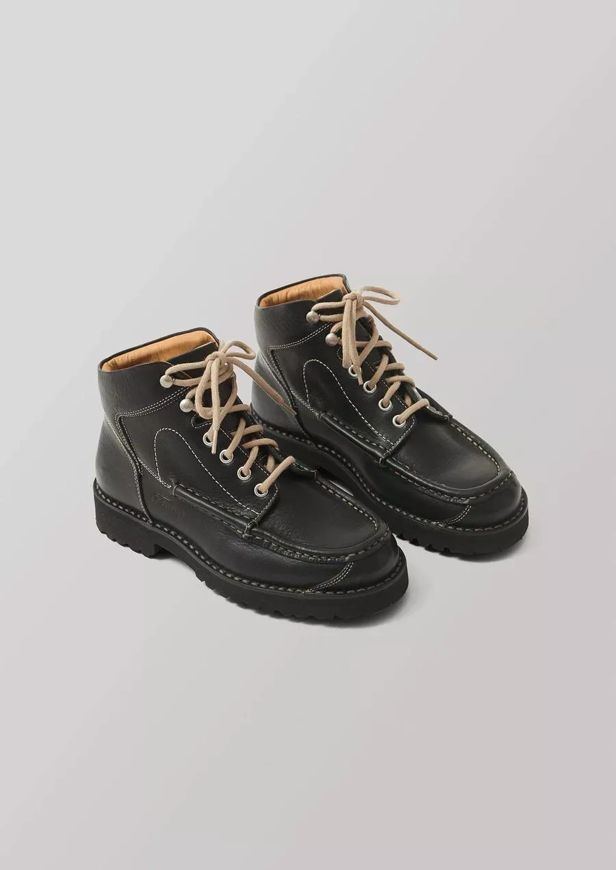 Anyone know a boot similar to these fracap ones in mens sizes?