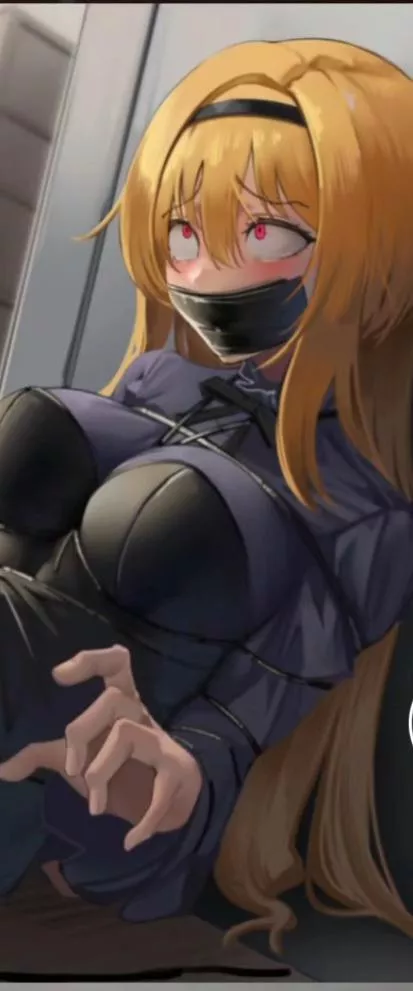 Anyone know her name or the artist name? Anyone know her name or the artist name?