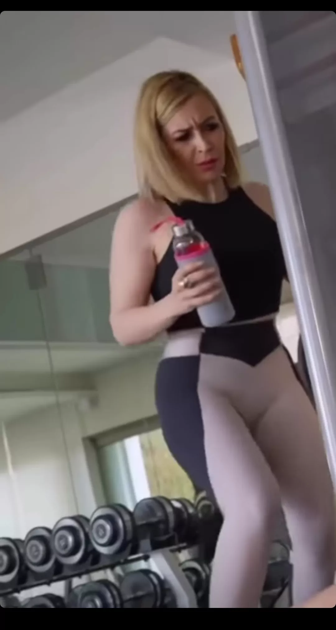 Anyone know this vid and girl?