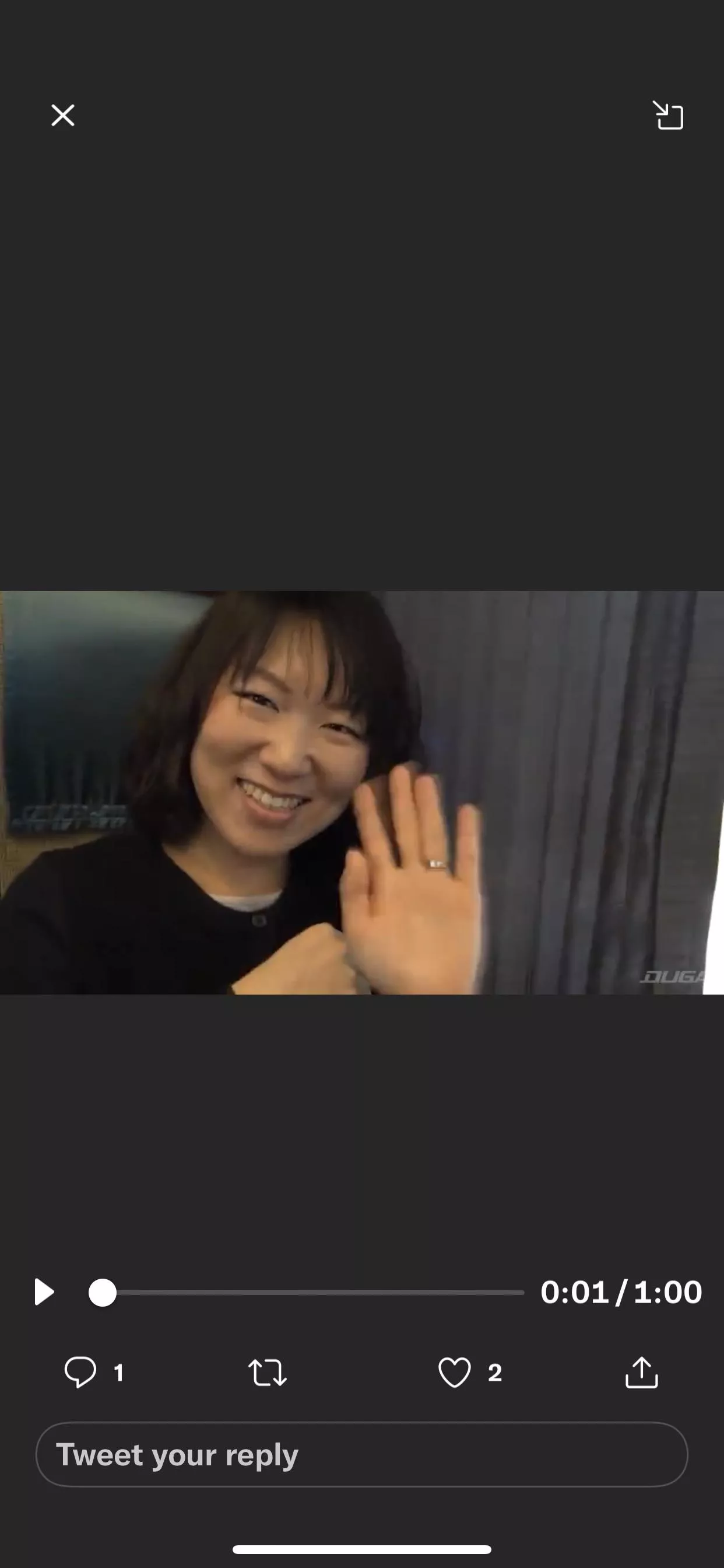 Anyone know who this lovely vixen is?? 🙏🏿