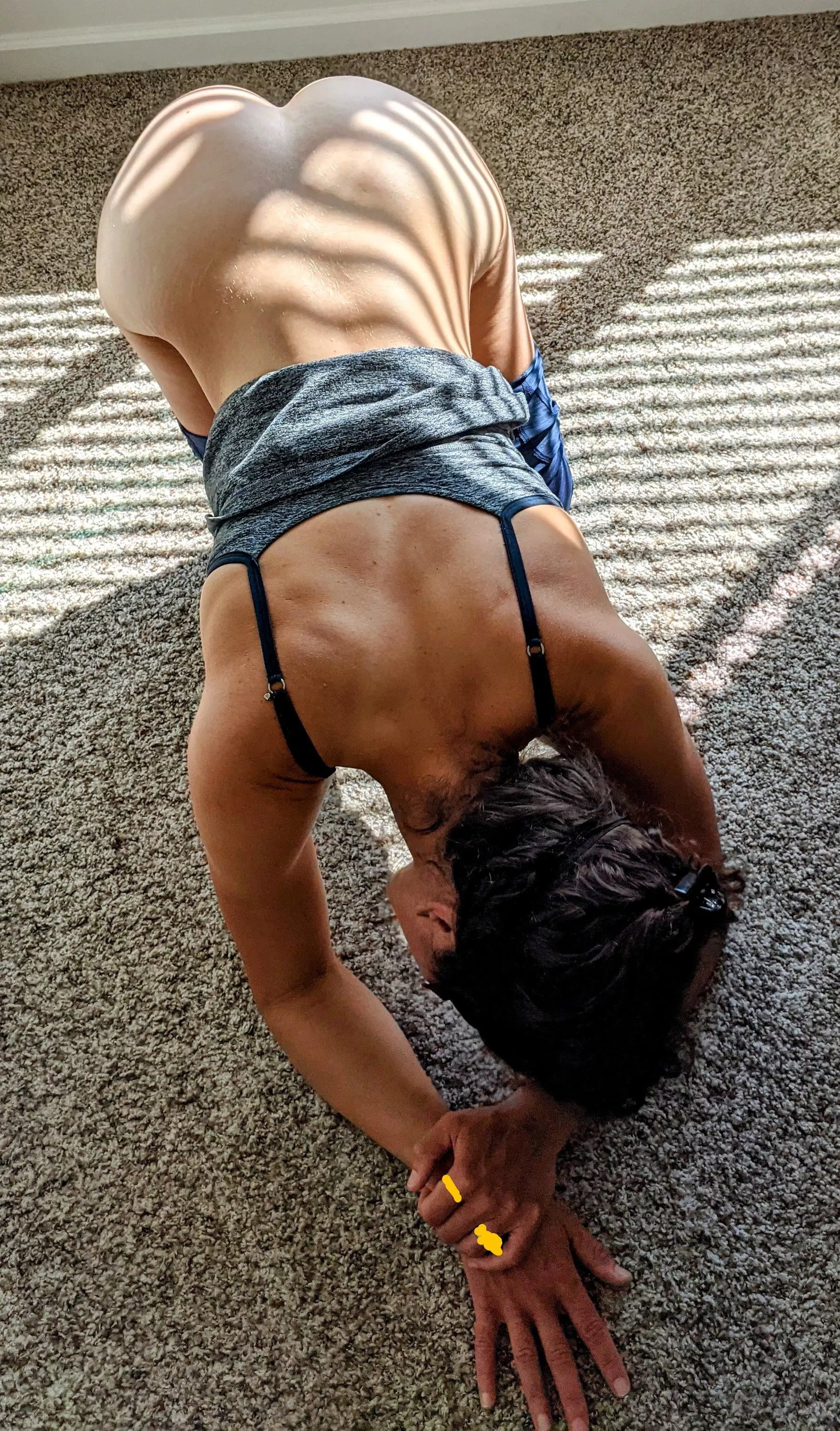 Anyone like a toned back and shoulders? Anyone like a toned back and shoulders?