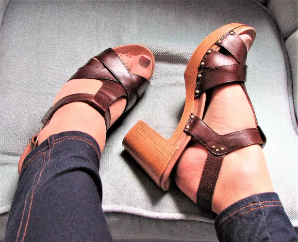 Anyone like dansko heels