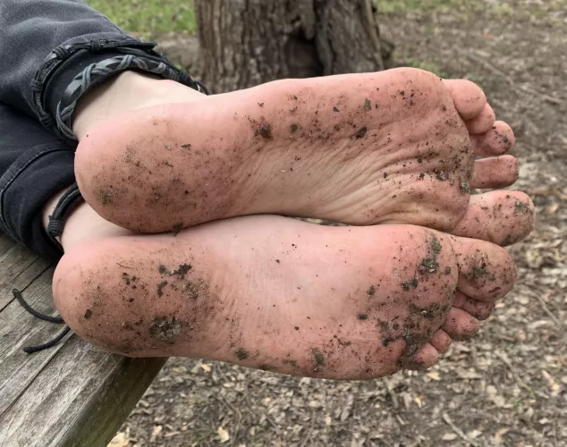 Anyone like dirty feet 👣