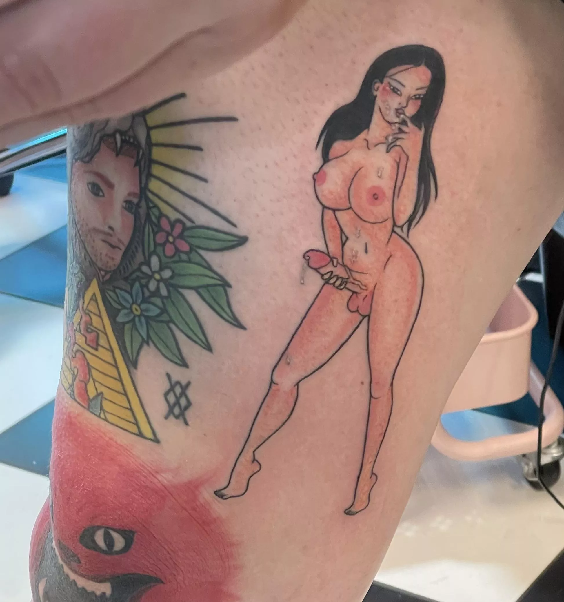 Anyone like my new tattoo?