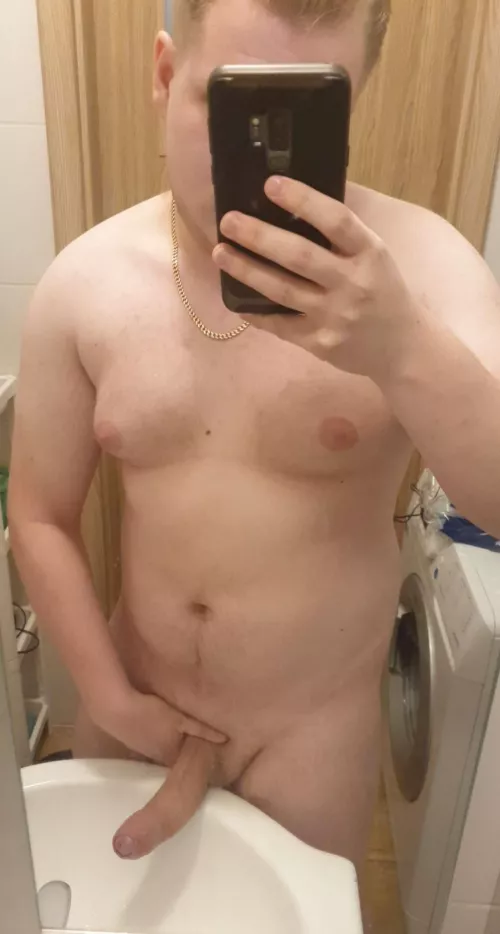 Anyone like my photos? 🥺