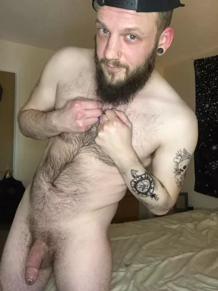 Anyone like naked alternative guys? 🖤