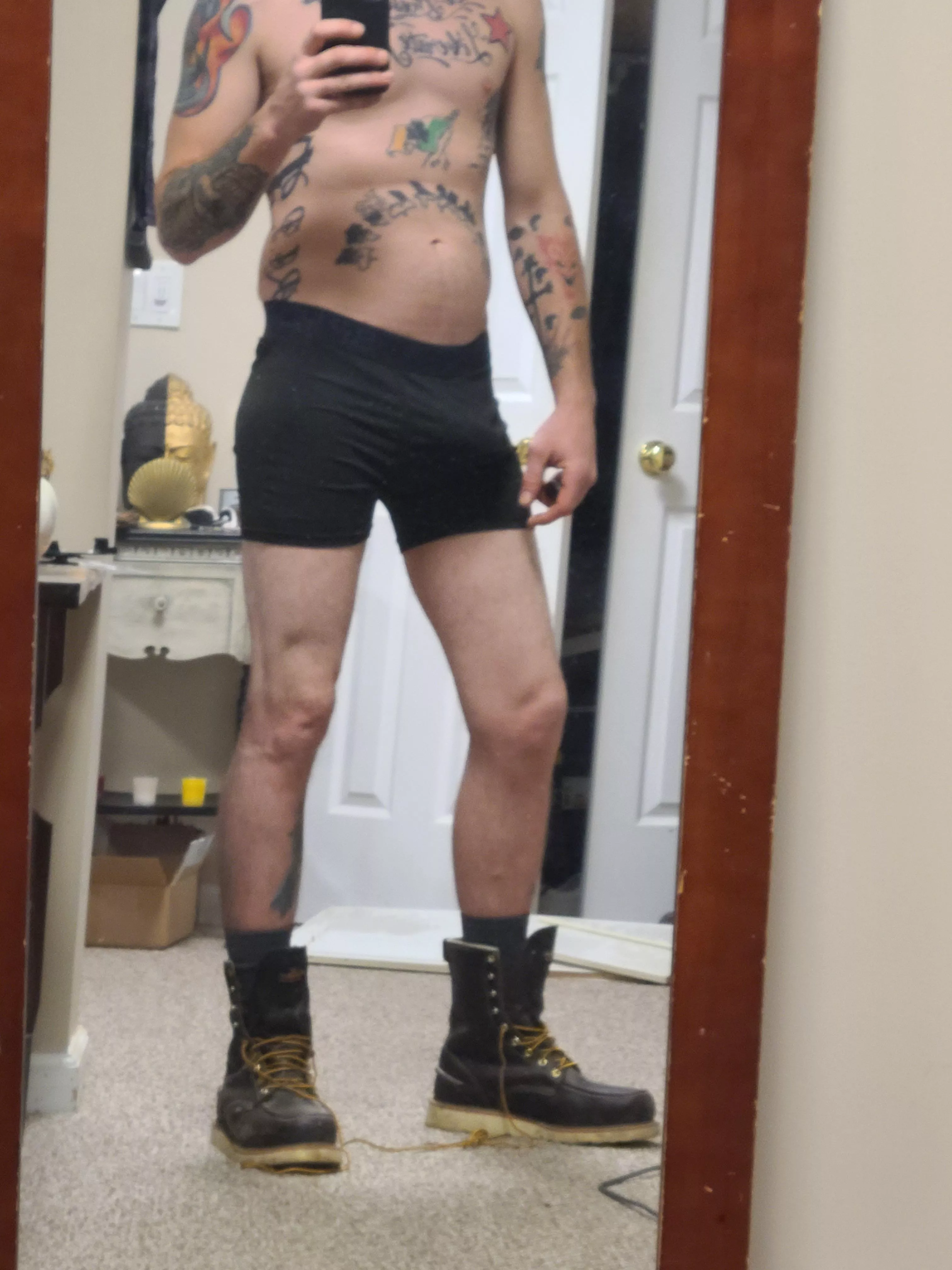 Anyone like the new boots?😝 Anyone like the new boots?😝