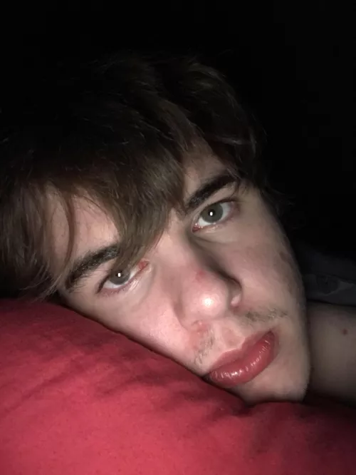 Anyone looking for a gaymer boyfriend? (20)