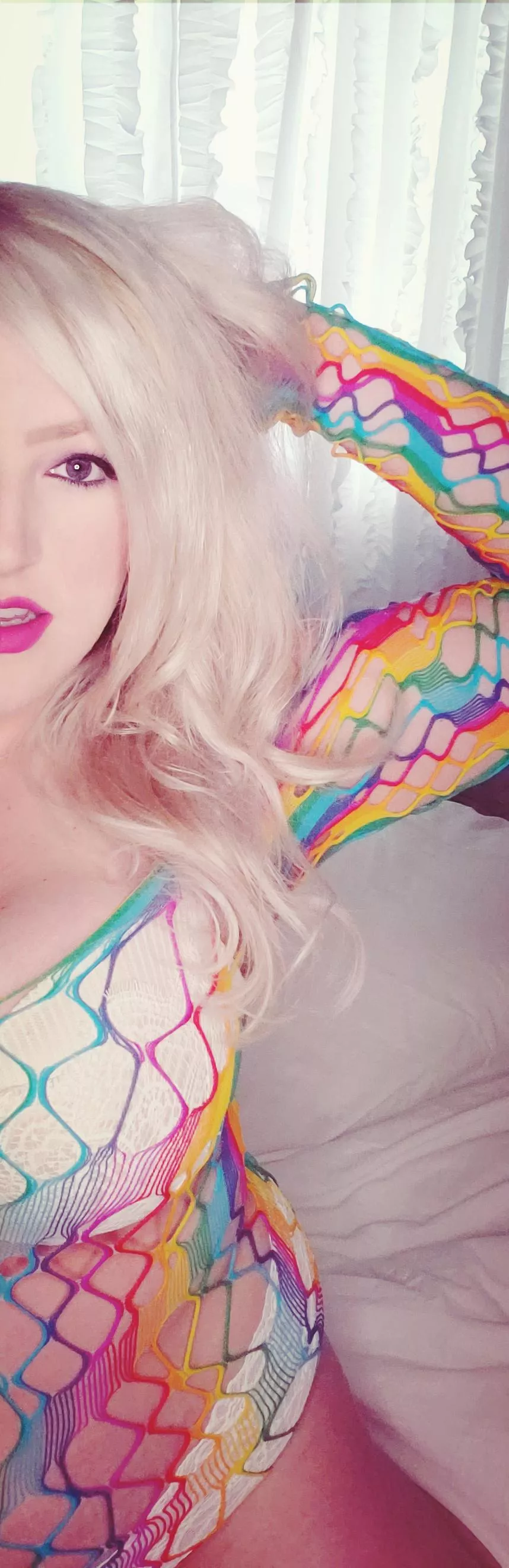 Anyone out there still into the blonde, curvy, sweet, but secretly seductive, girl next door type? Anyone out there still into the blonde, curvy, sweet, but secretly seductive, girl next door type?