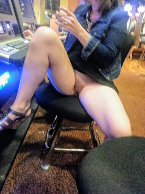 Anyone up (f)or some pokeher or slots (whichever slot that may be)!