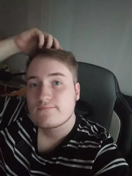 Anyone wanna chat😊?