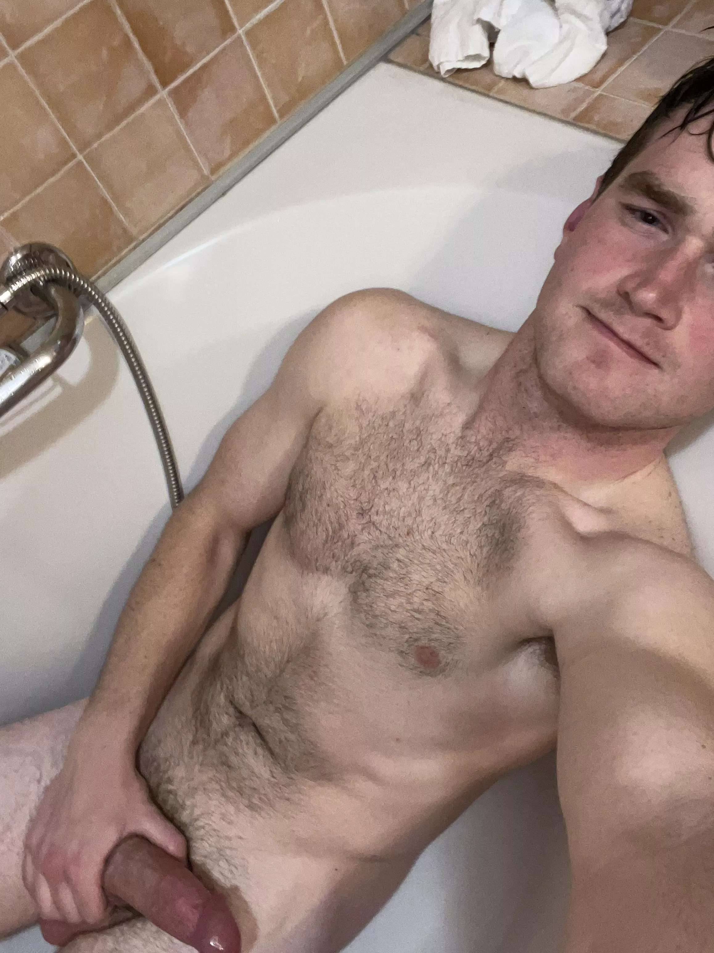 Anyone wanna get dirty while getting clean? ;)