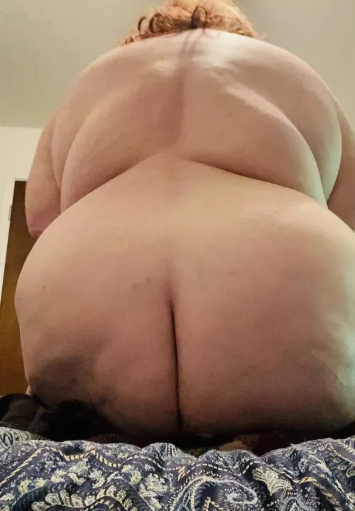 Anyone wanna give me a back rub then make my rolls shake?