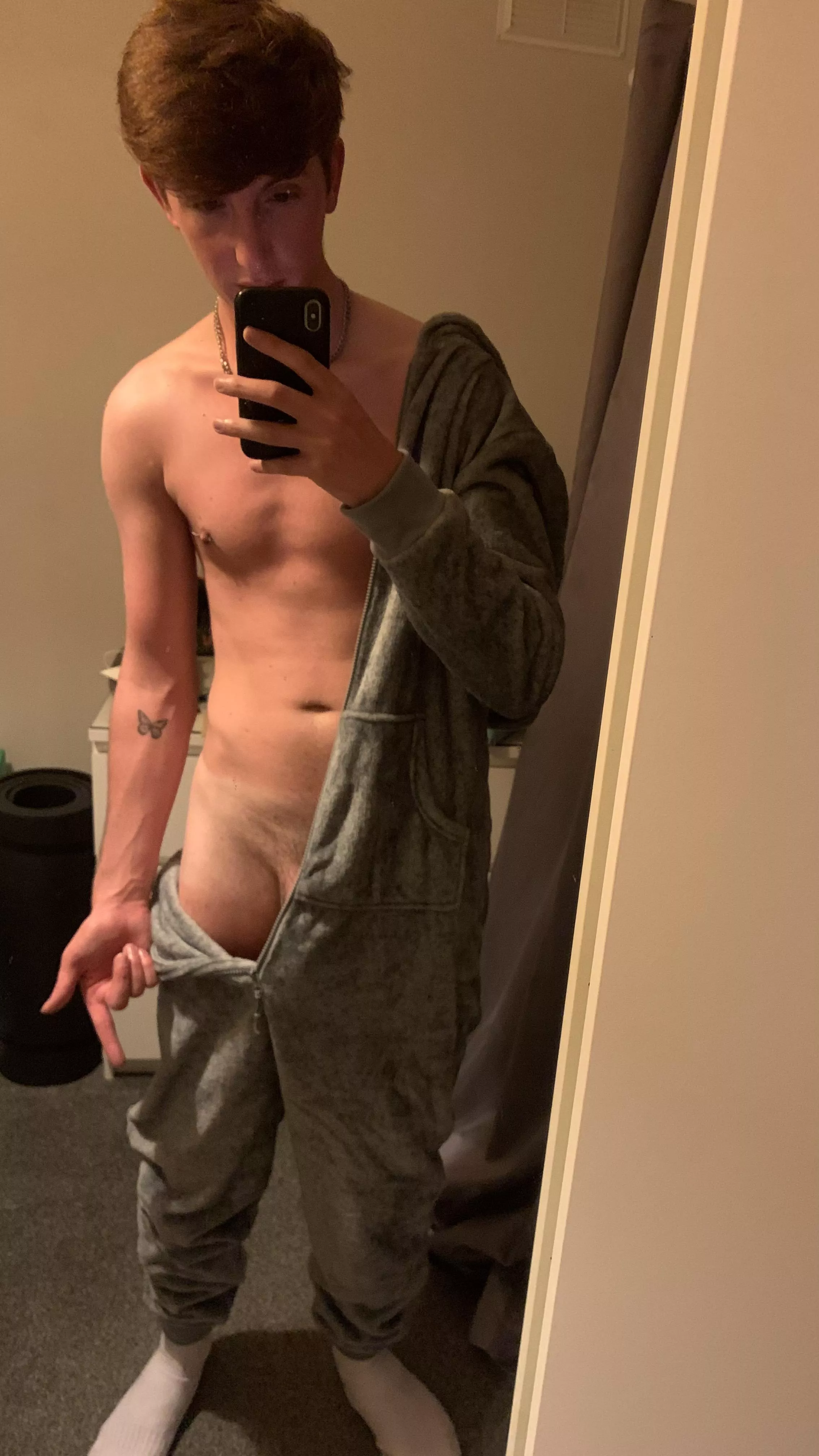 anyone wanna play smash in a onesie with me? 😈 anyone wanna play smash in a onesie with me? 😈