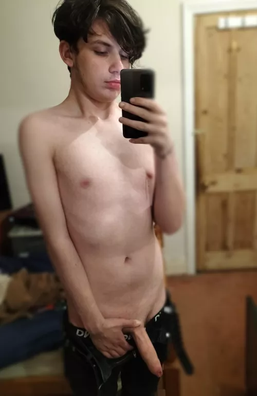 Anyone wanna play with this uncut shmeat??