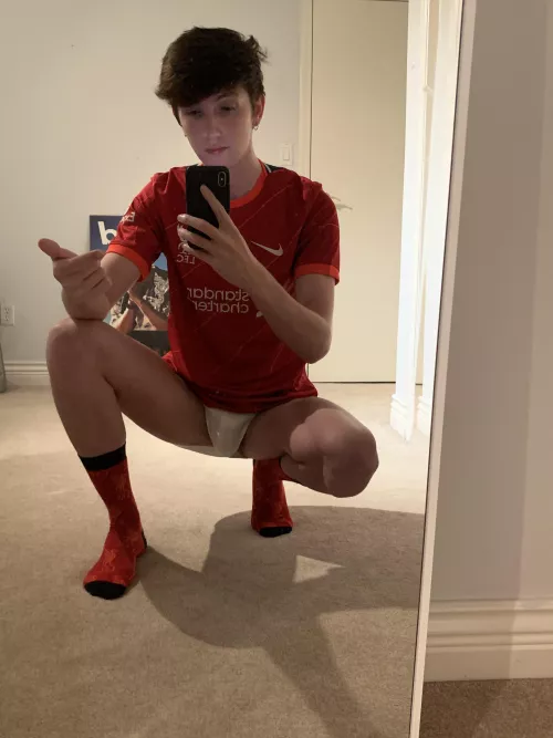 anyone wanna pound me after my soccer match? ⚽️