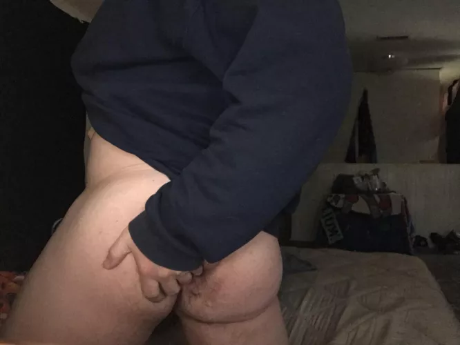 Anyone wanna spread my biscuits?