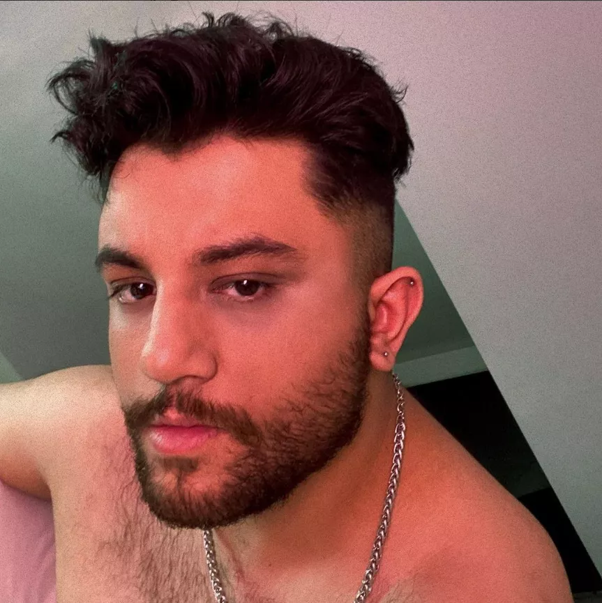 Anyone wanna start playing Fortnite Arena? ;O