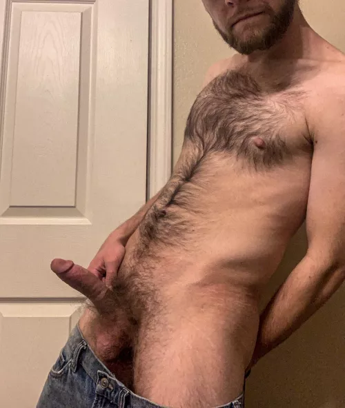 anyone wanna warm up with me?