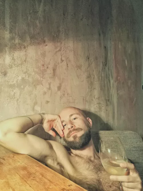 Anyone want some wine?😌