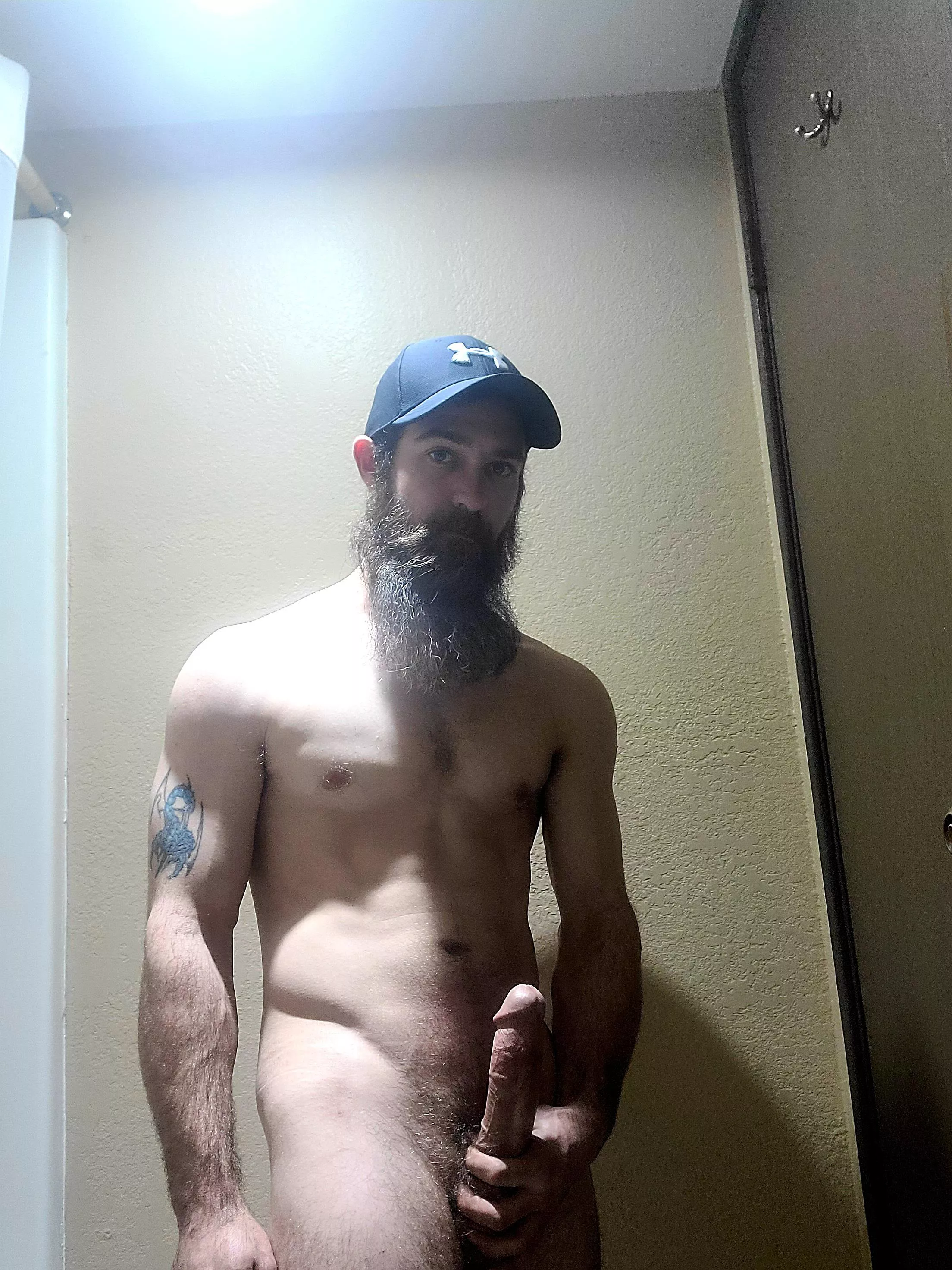 Anyone want to cuddle and let my dick rest in their ass Crack π Anyone want to cuddle and let my dick rest in their ass Crack π