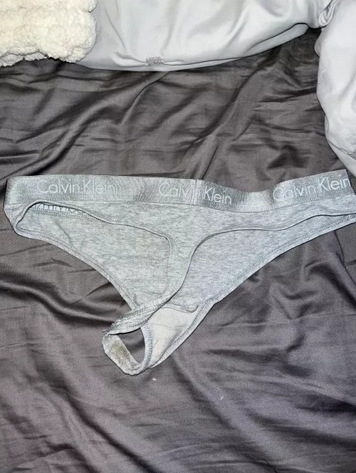 Anyone want to trade pics today?