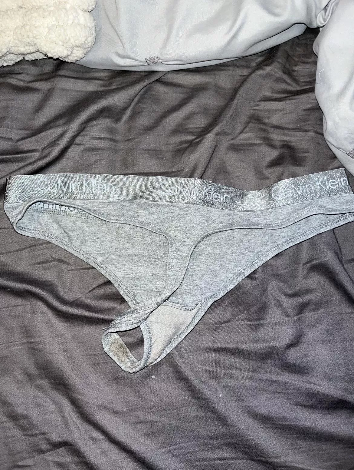 Anyone want to trade pics today?