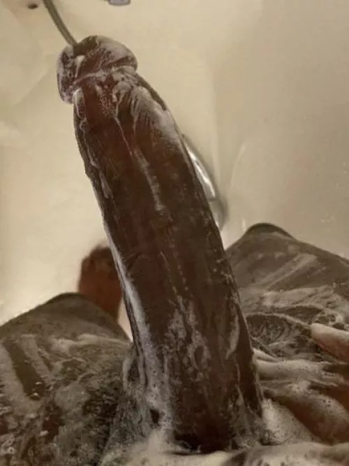Anyone wants daddy’s dick 🍆😏