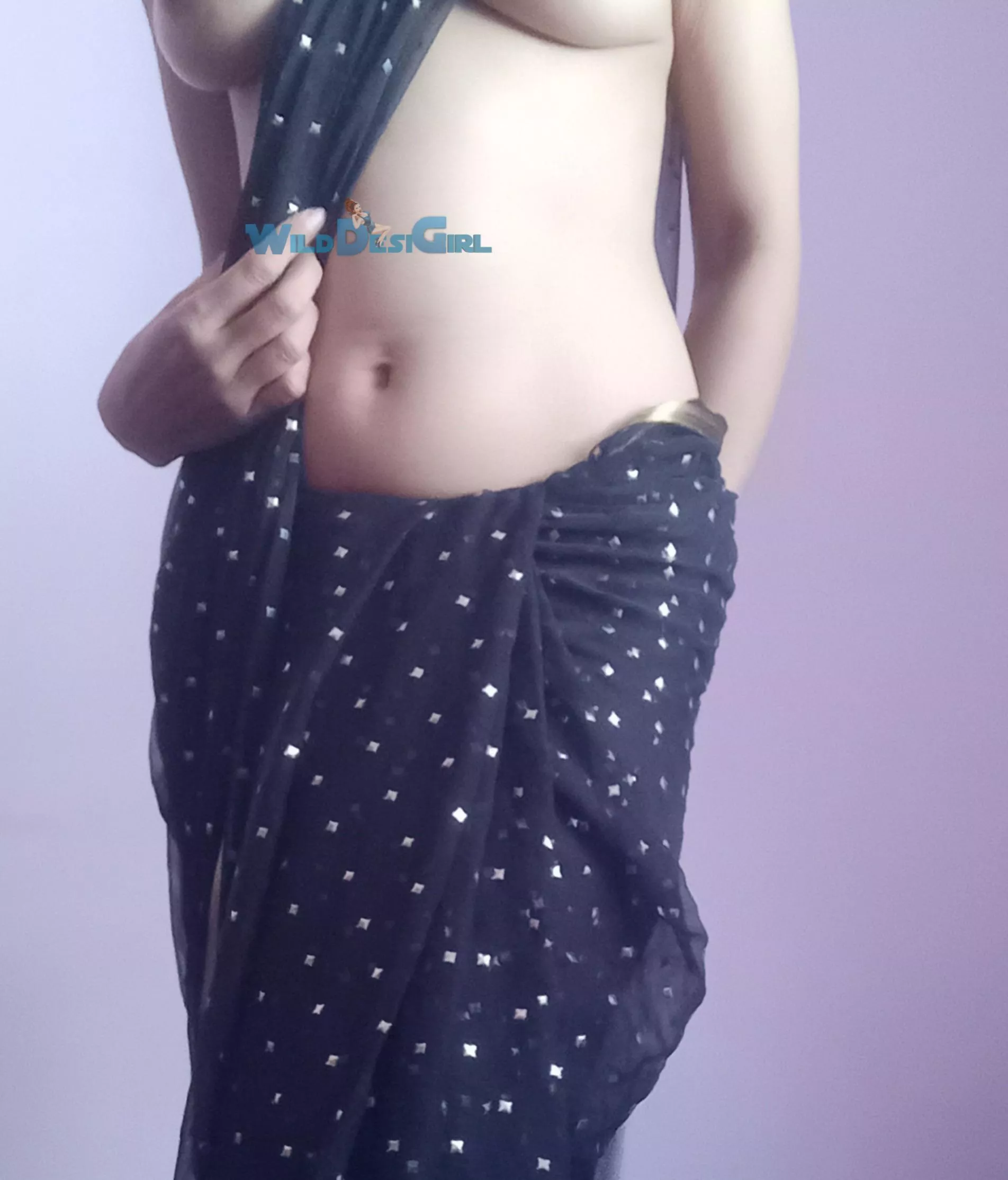 Anyone who has navel Fetish ? [F]