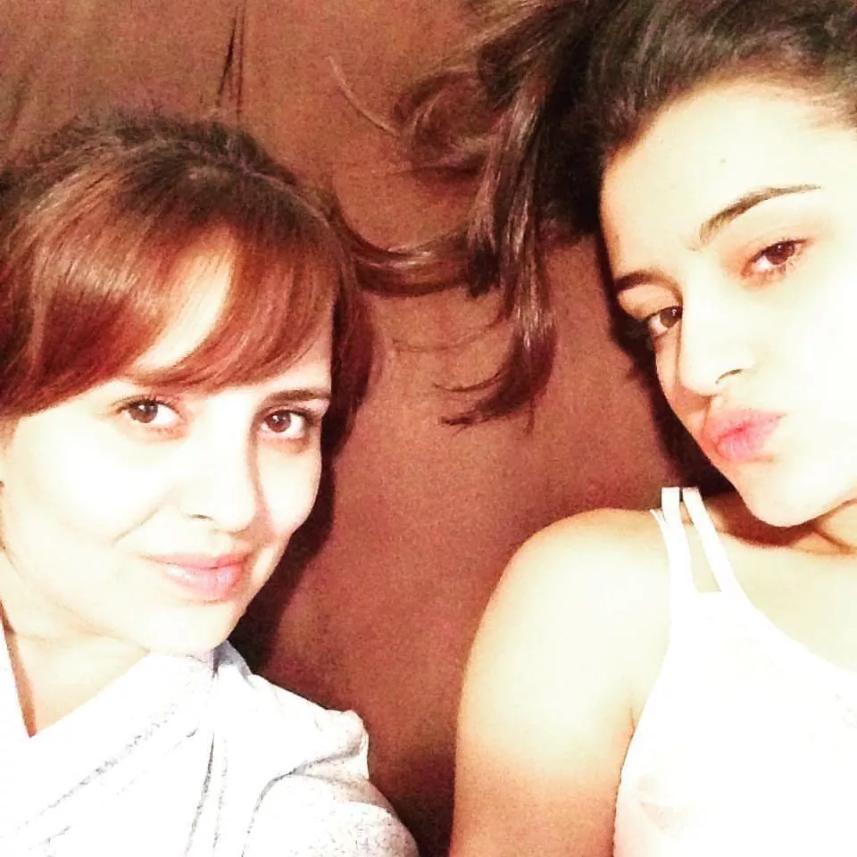 Anyone who would like one of us? Would you like to see more images of both?