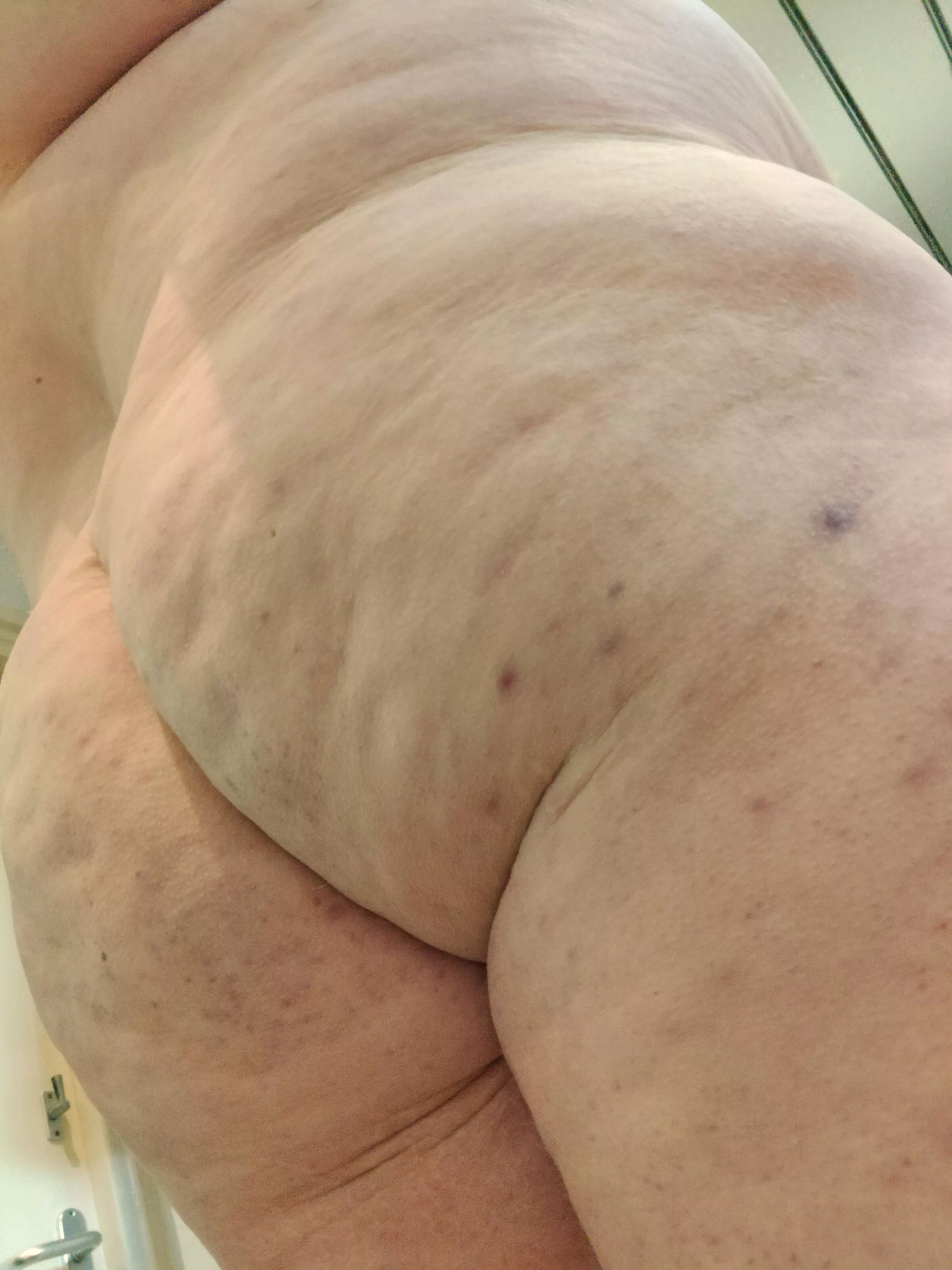 Anyone willing to give me a cream filling?