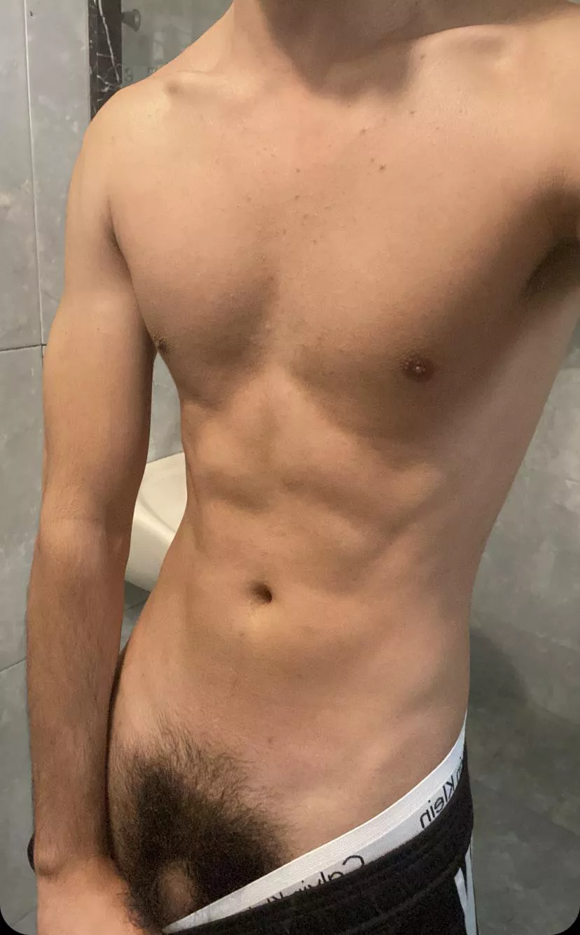 Anyone would slide their hands in there?